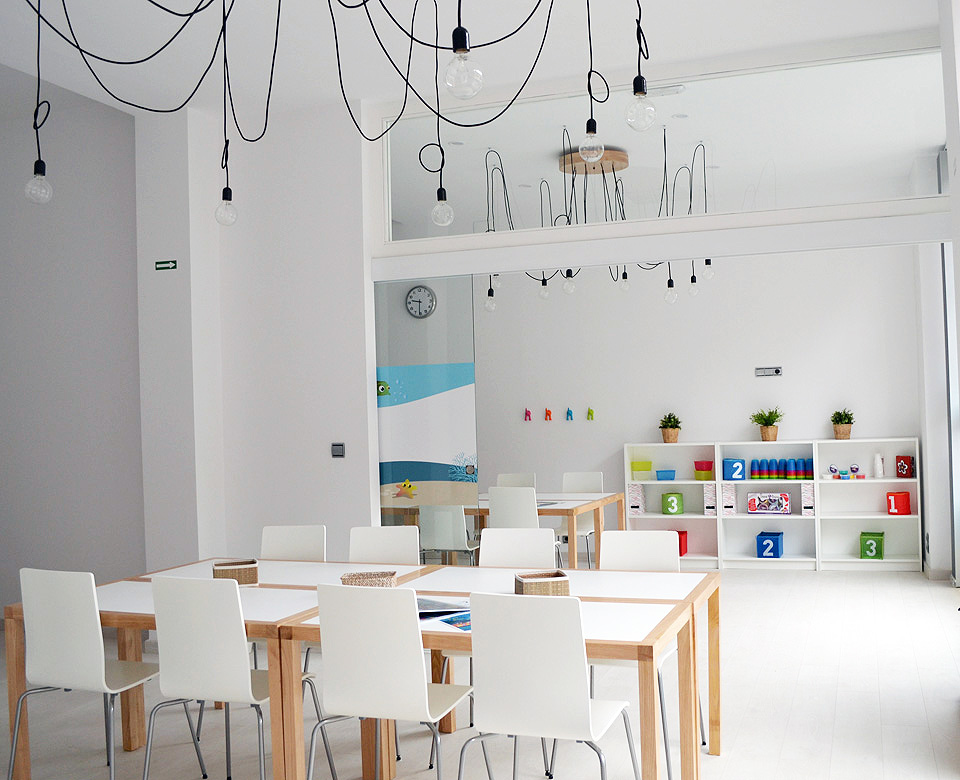 El aula central del Centro Nenoos en Eibar es amplia y luminosa