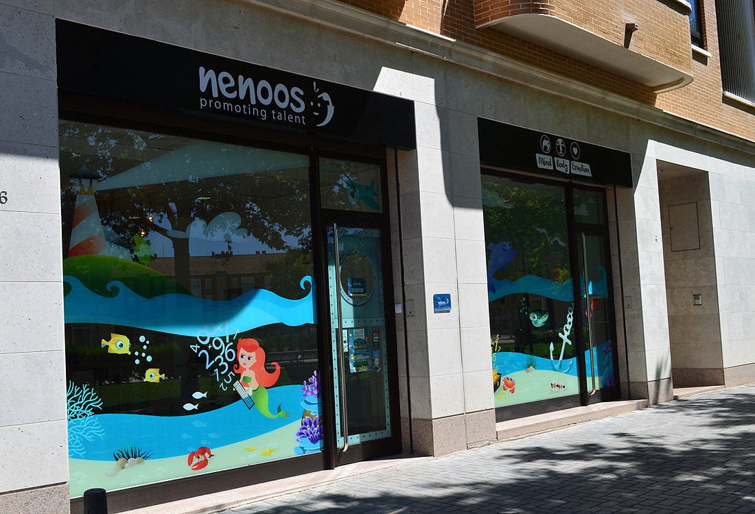 Valladolid te acoge con una hermosa y colorida fachada al estilo Nenoos